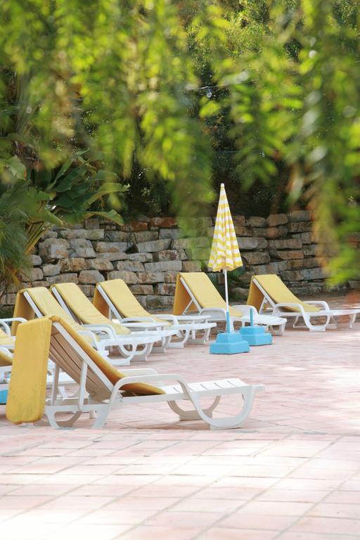 Barringtons Centro Desportivo Vale Do Lobo Apartment Алмансил Екстериор снимка